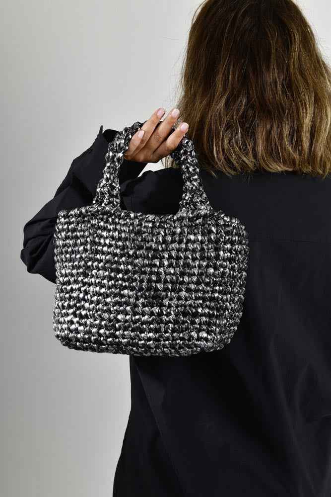 PINECONE BLACK LEOPARD