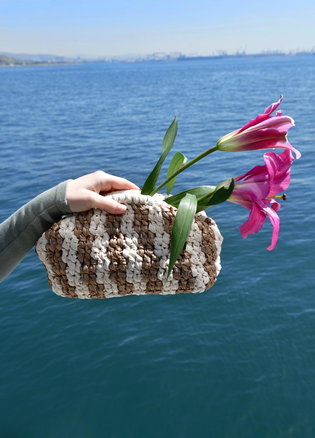 Lily Beige Cream