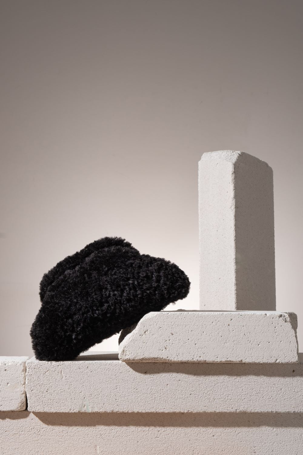 Peanut Black Mini